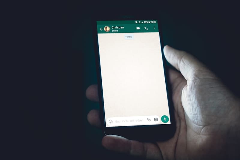 Comunicação por chat, amarrada ao requisito
